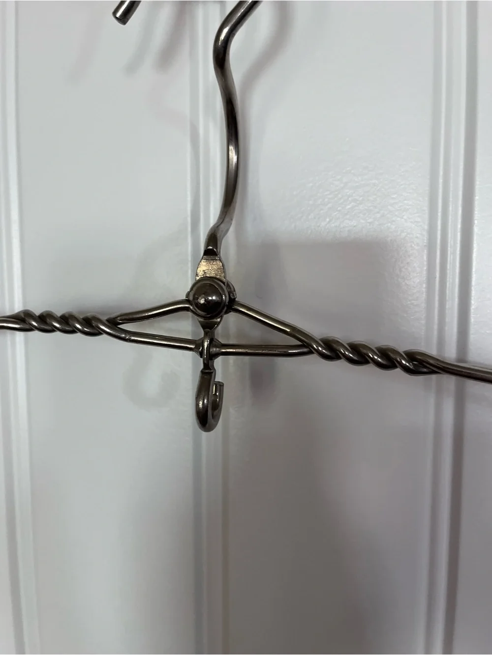 Antique Heavy Duty Twisted Metal Clothes Hanger with Shoulder Hangers and Hook